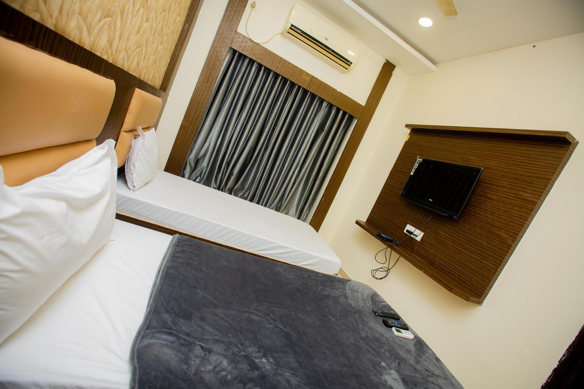 The Park Avenue Hotel - Business Class Hotel Near Central Railway Station Chennai Periyamet Exterior photo
